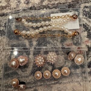 Elegant Pearl and Gold Croc Charma